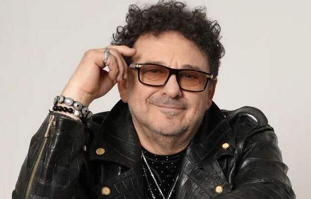 Семь попыток любви: драматическая история браков Игоря Саруханова