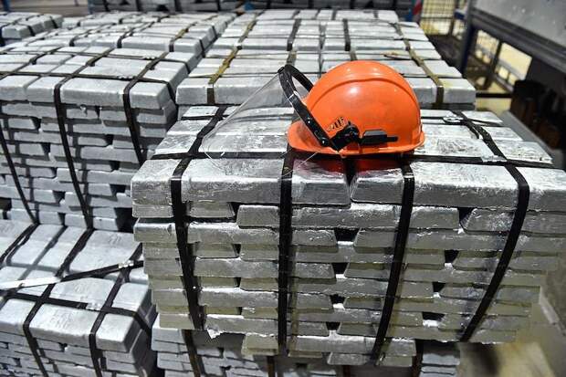 В ЕС задумались о запрете импорта алюминия из России