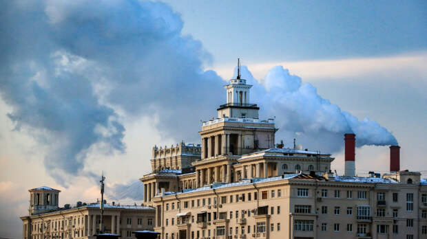 В Москве повышают температуру в системе отопления из-за резкого похолодания