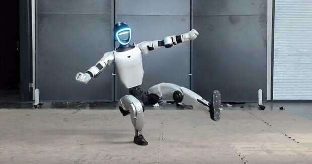 Андроид освоил сальто, брейк‑данс и приёмы боевых искусств благодаря OmniXtreme