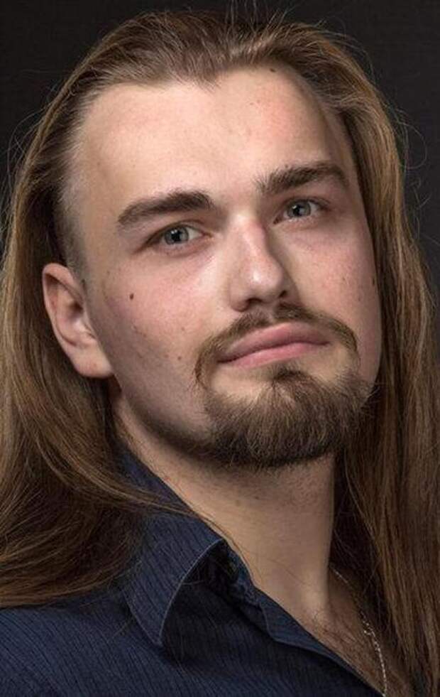 «Он серьезно болел»: в 27 лет не стало звезды дубляжа, озвучившего Гарри в «Каратэ-пацане»