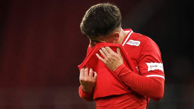 КДК рассмотрит инцидент с попаданием бутылки в Угальде после матча «Зенит» — «Спартак»