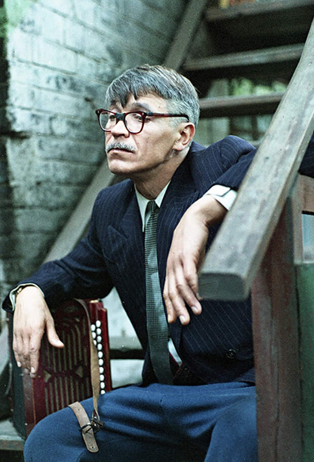 Иван Ботник в фильме "Родня"