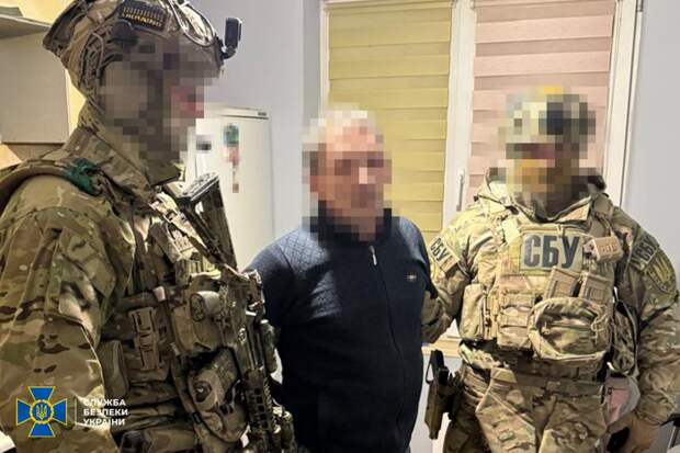 СБУ схватила мужика за фото места удара «Орешником» и объявила его агентом ГРУ