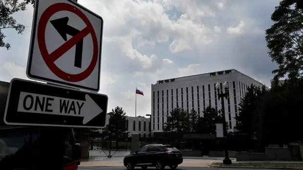 «Сегодня важны объединённые усилия»: посол в США призвал HRW не лгать о борьбе с коронавирусом в России