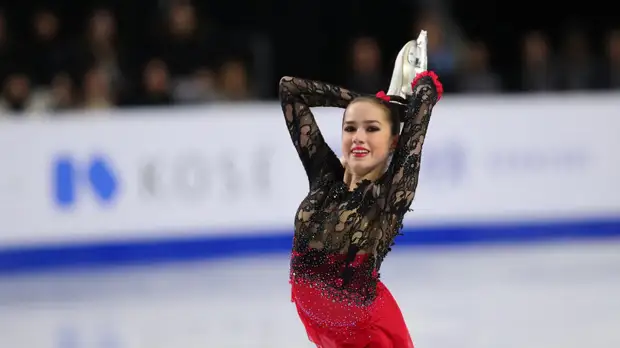 Загитова призналась, что не общалась с Медведевой на ЧР по фигурному катанию