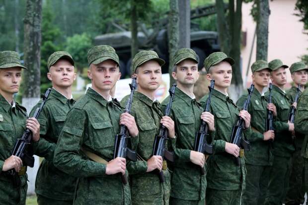 Сегодня Госдума в первом чтении наделила статусом ветеранов боевых действий добровольцев – участников СВО....