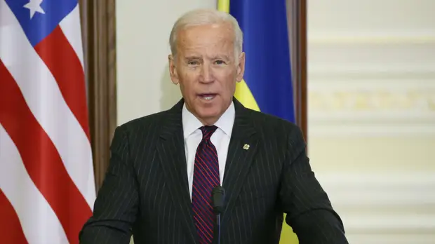 Журналисты закрытых по решению СНБО украинских СМИ обратились к Байдену