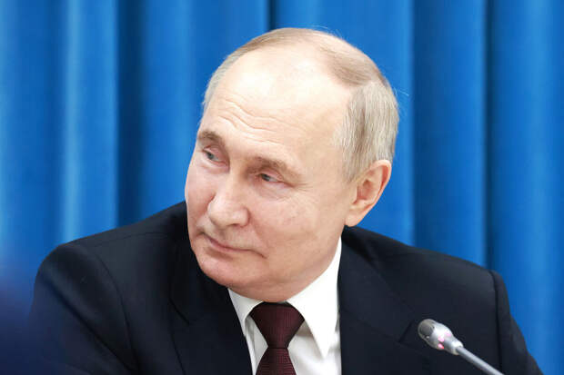 Политолог Асафов: на встречах с губернаторами Путин поднимает серьезные вопросы