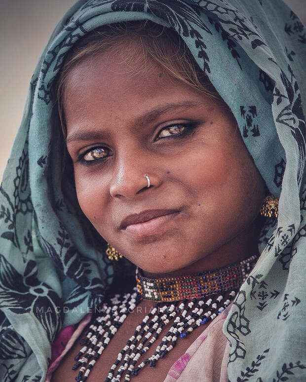 ulichnye-portrety-iz-Indii-fotograf-Magdalena-Bagryanov 13