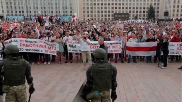 Михалков заявил, что масштабы протестов в Беларуси преувеличены — это фотошоп