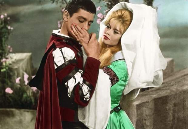 Прекрасна - значит, ведьма