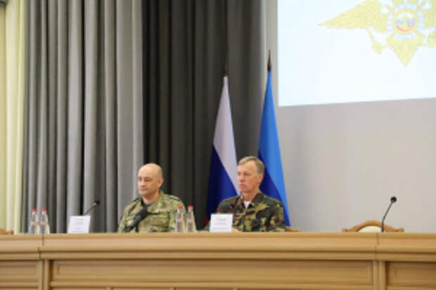 Александр Горовой провел совещание с руководством и личным составом МВД по Луганской Народной Республике