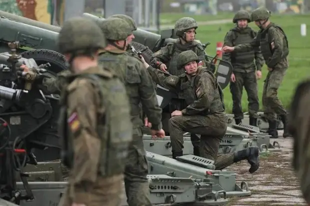 Артиллеристы провели генеральную репетицию салюта в Самаре