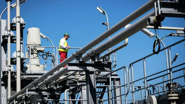 Лавров заявил, что «Северный поток — 2» заработает через несколько дней