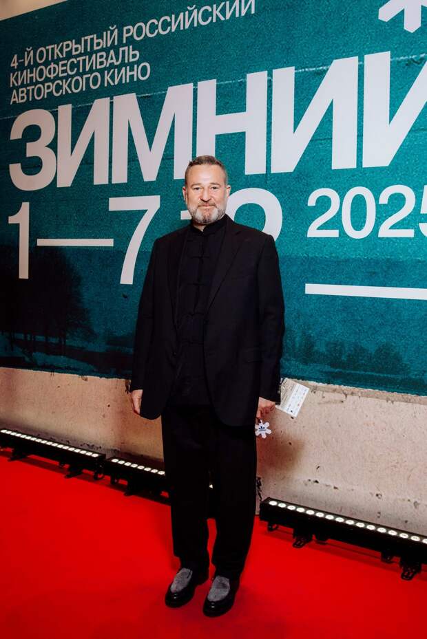 Особое прочтение: Екатерина Вилкова, Стася Толстая и Алексей Розин