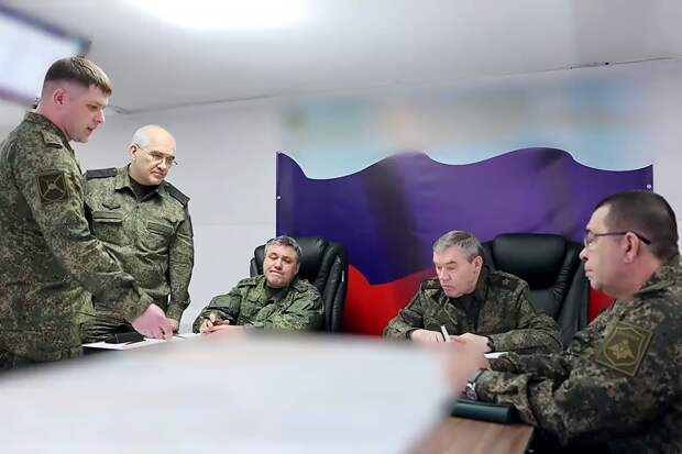 Генштаб ВС РФ: Российские войска наступают по всему фронту