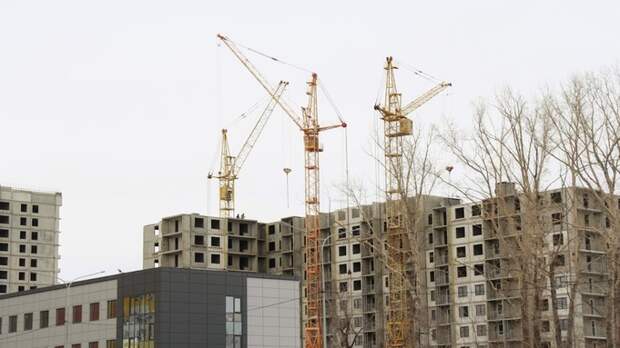 "У каждого своя история". Как отмена моратория на штрафы ударит по застройщикам Барнаула