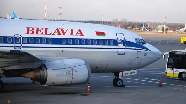 В Минске готовы обсуждать чартеры в Москву для вывоза граждан