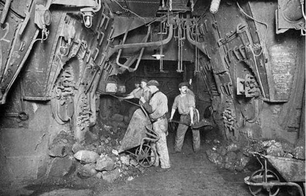 Артур Джон Прист работал судовым кочегаром / Фото: artur-jon-prist