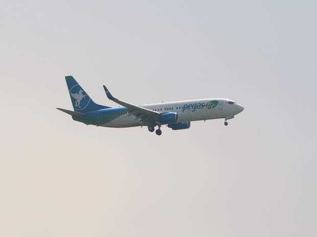 В Тюмени задерживаются и отменяются рейсы в Санкт-Петербург