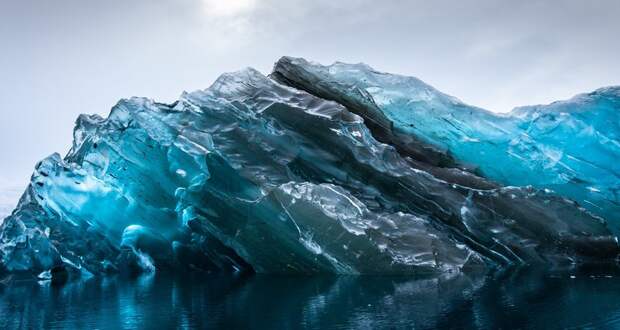 Льды Антарктиды сотрясают тысячи загадочных толчков