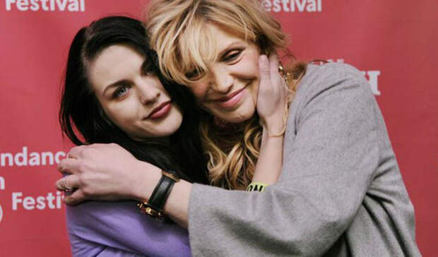 Френсис Бин Кобейн и Кортни Лав. Френсис Бин Кобейн и Кортни Лав.