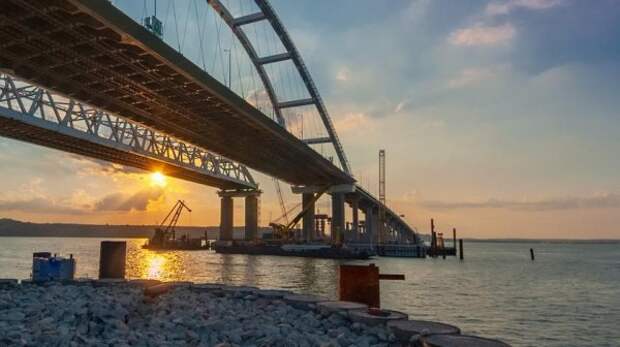 Подходы к Крымскому мосту будут перекрывать на ночь