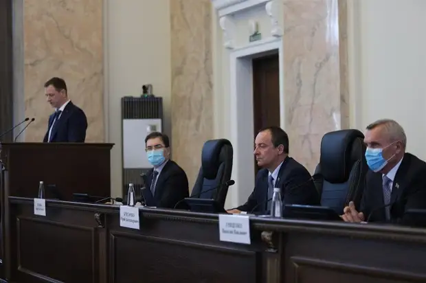 В кубанском парламенте рассмотрели деятельность краевого министерства ТЭК и ЖКХ