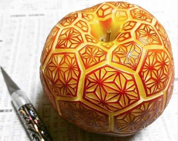 Карвинг для начинающих, или Как научиться искусству создания шедевров из фруктов и овощей
