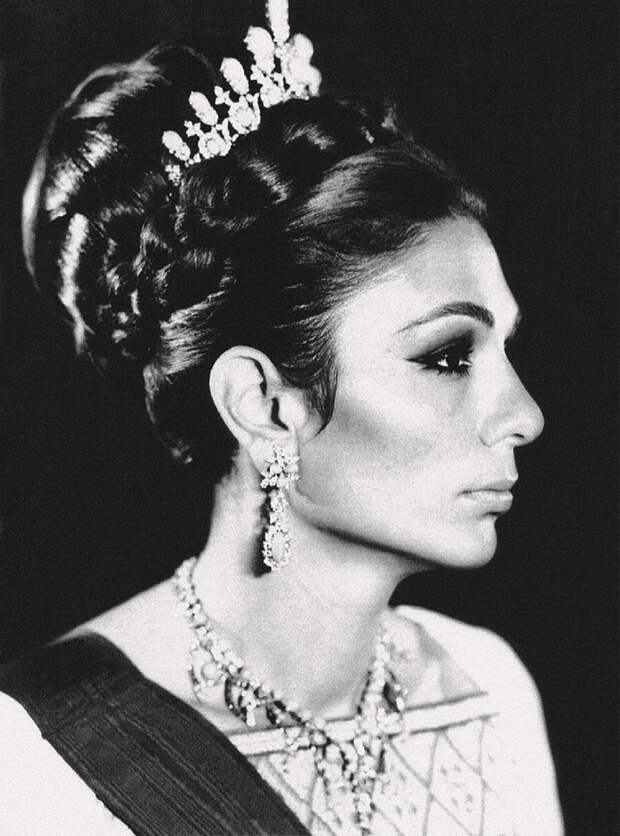 Фарах Пехлеви