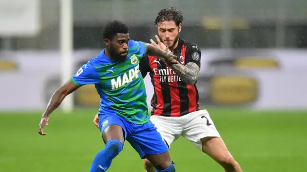 «Милан» на «Сан-Сиро» проиграл «Сассуоло» в матче Серии А