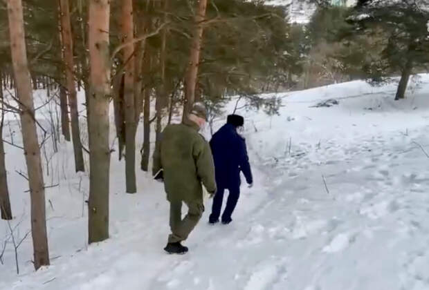 «Кричала и звала маму». Пропавшую в Смоленске школьницу нашли с двумя мужчинами. Похититель следил за ней почти полгода