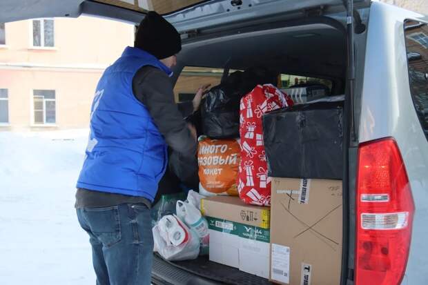 Гуманитарную помощь отправили из Рязани в курский военный госпиталь