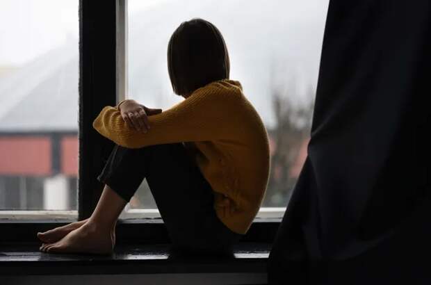 Как справляться с тревожностью и учиться проявлять любовь и заботу о себе. Все вокруг влюблены, а я один