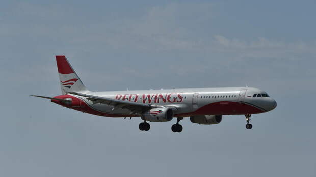 Первый после отмены ограничений рейс российской авиакомпании вылетел в Тель-Авив