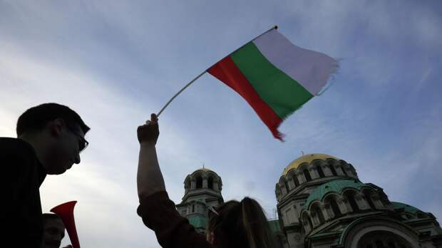 Болгария оказалась на перепутье между Россией и Западом. Всё решится 9 июня