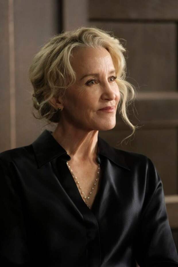 Felicity Huffman Guest Stars - The Good Doctor Season 6 Episode 16