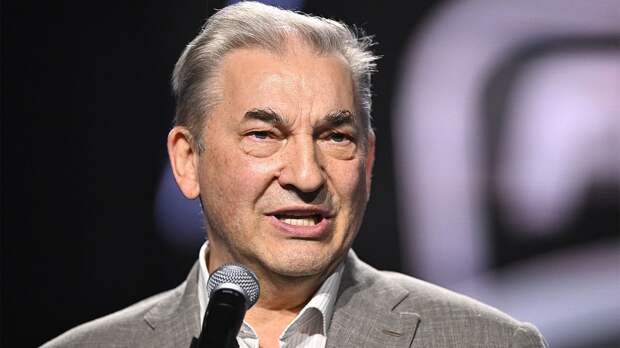 Третьяк хочет, чтобы Овечкин сыграл в следующем сезоне НХЛ