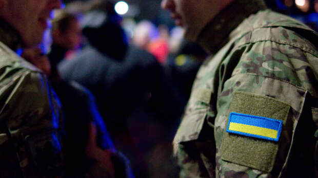 Экс-командир ВСУ вымогал деньги у подчиненных