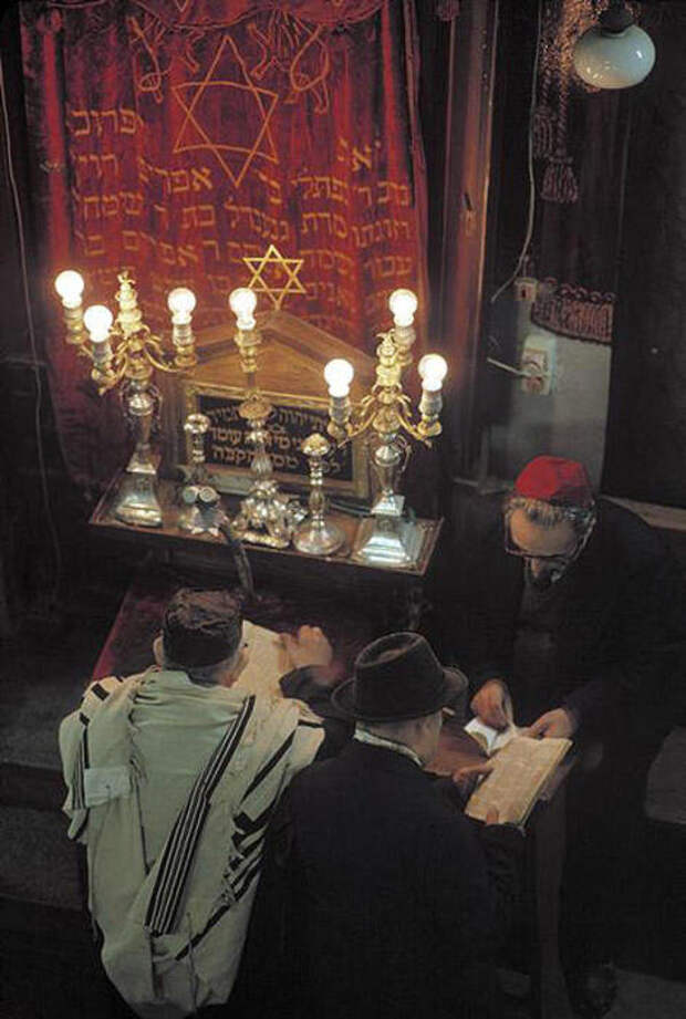 Синагога в городе Черновцы. УССР, 1988 год.