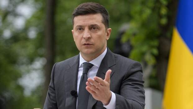 Киевский политолог назвал Зеленского «кидалой» и «хуторянской элитой»