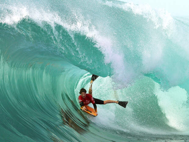http://images.nationalgeographic.com/wpf/media-live/photos/000/372/overrides/bodyboard-chase-oleary_37253_600x450.jpg