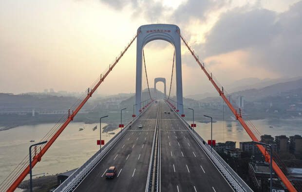 Вид с воздуха на мост Цинцаобэй
