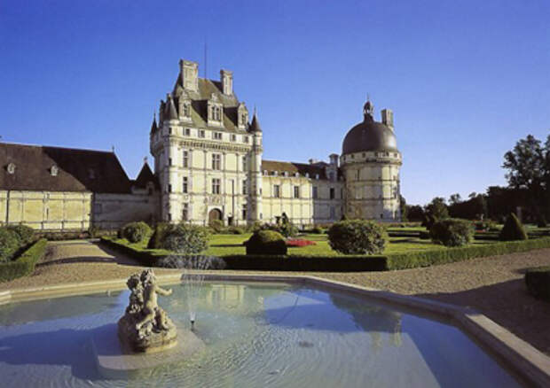 http://www.37-online.net/chateaux/photos/photos_valencay/valencay_page.jpg