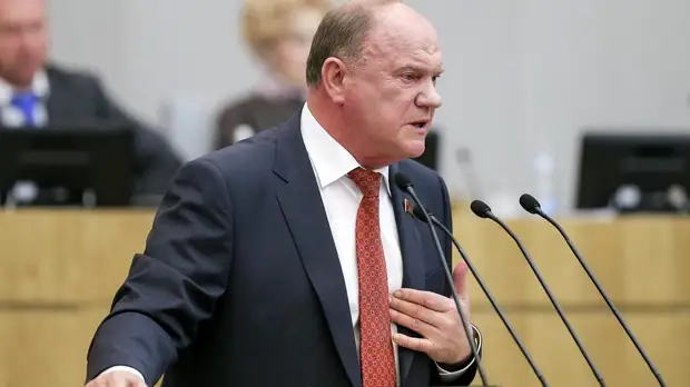 «Туда ему дорога»: Зюганов высказался об отъезде Чубайса из России