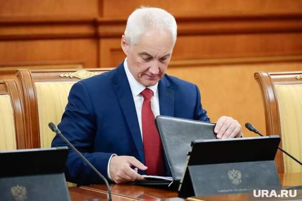 Глава Минобороны РФ может регулировать допуск граждан к гостайнам, говорится в подписанном президентом России указе. Фото: Роман Наумов © URA.RU