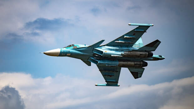 Су-34 поразил пункт управления дронами ВСУ. Лучшее видео из зоны СВО