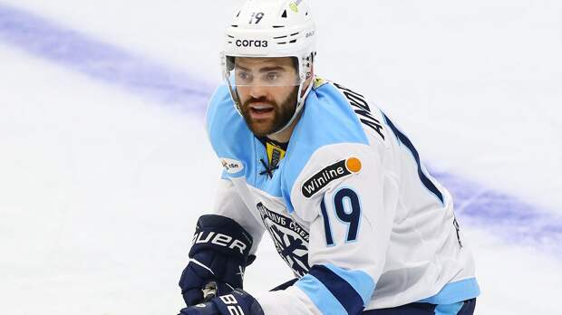 «Сибирь» подписала контракт с канадским нападающим Андреоффом