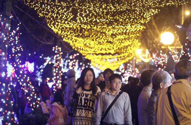 Фестиваль фонариков в Китае (28 фото)